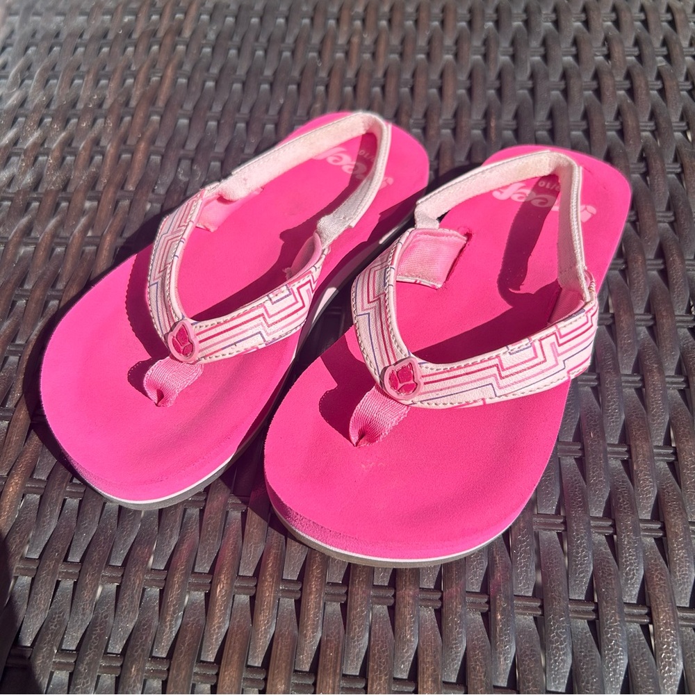 Reef Kids Pink Flip Flops